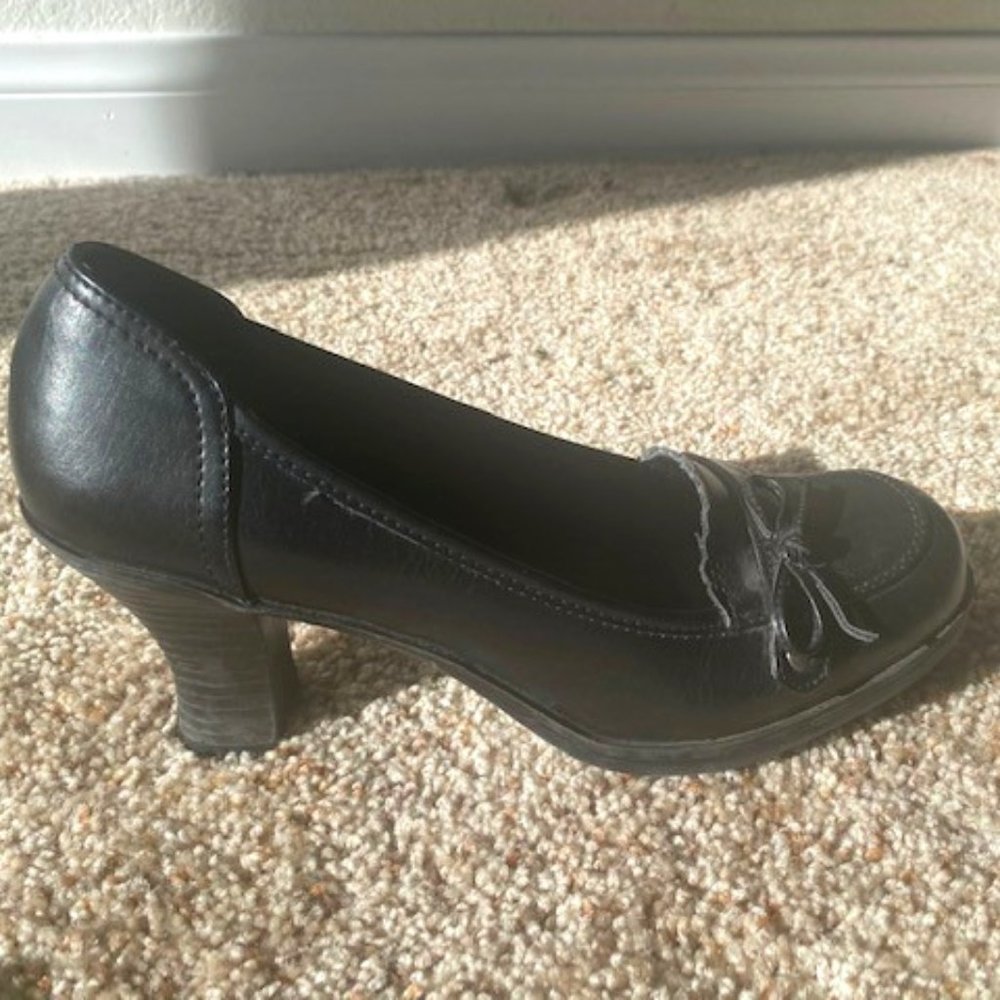 Black Mary Janes size 8